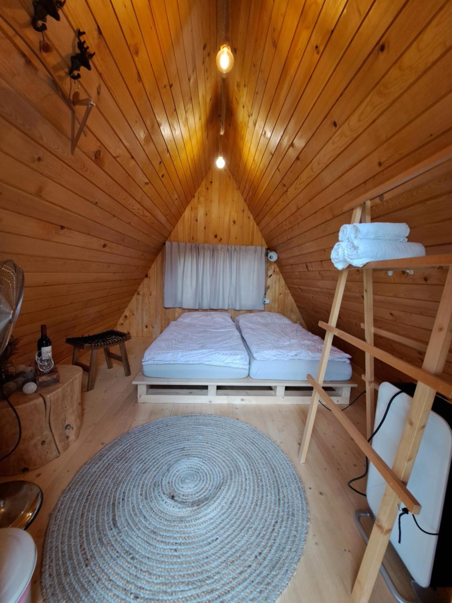 הוילה רדובליצ'ה Puzman Farm Glamping מראה חיצוני תמונה